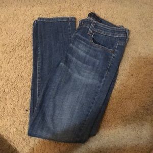 LEVI JEANS